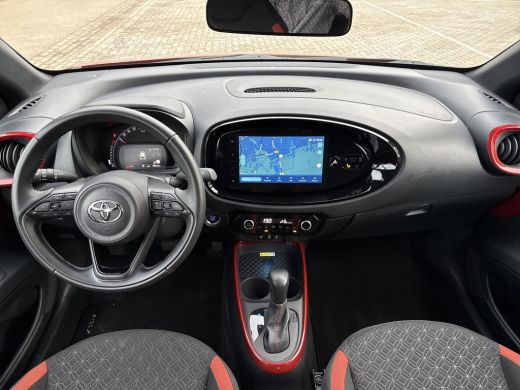 Toyota Aygo 1.0 VVT-i S-CVT first **KEYLESS/ STOELVERWARMING/ NAVIGATIE/ GARANTIE** ActivLease financial lease