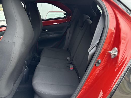 Toyota Aygo 1.0 VVT-i S-CVT first **KEYLESS/ STOELVERWARMING/ NAVIGATIE/ GARANTIE** ActivLease financial lease