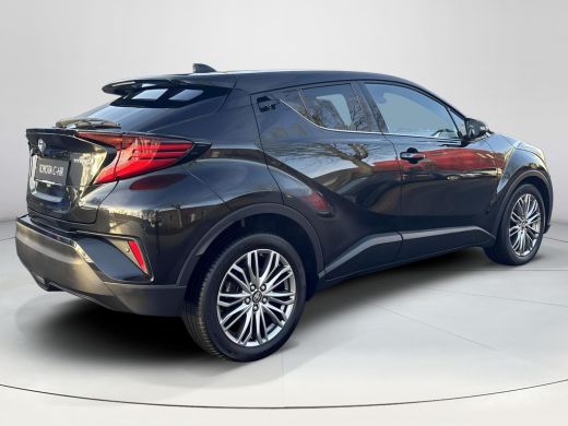 Toyota C-HR 1.8 Hybrid Executive | 06-10141018 Voor meer informatie ActivLease financial lease