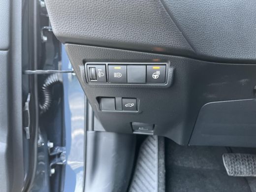 Toyota Corolla Cross Hybrid 140 Dynamic ActivLease financial lease