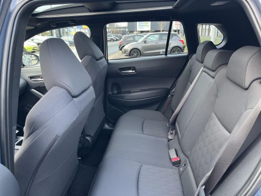 Toyota Corolla Cross Hybrid 140 Dynamic ActivLease financial lease