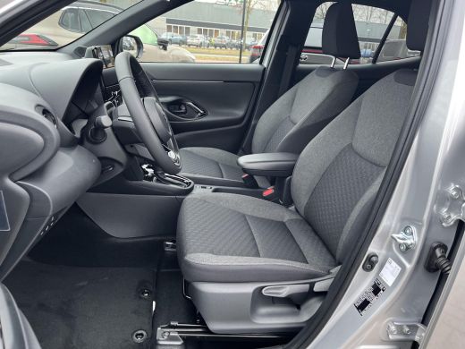 Toyota Yaris Cross 1.5 Hybrid 115 Dynamic | Uit voorraad leverbaar | &euro; 2.000 extra inruilwaarde | ActivLease financial lease