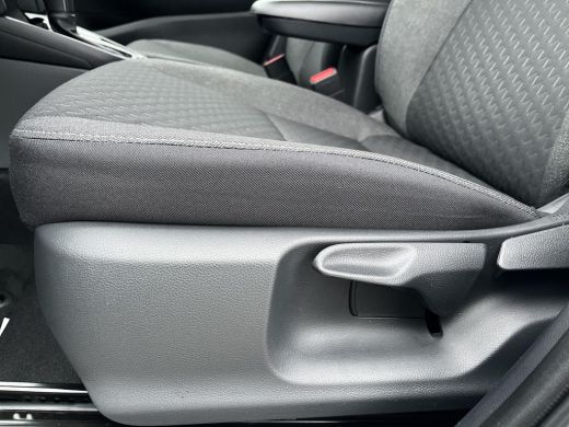 Toyota Yaris Cross 1.5 Hybrid 115 Dynamic | Uit voorraad leverbaar | &euro; 2.000 extra inruilwaarde | ActivLease financial lease