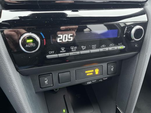 Toyota Yaris Cross 1.5 Hybrid 115 Dynamic | Uit voorraad leverbaar | &euro; 2.000 extra inruilwaarde | ActivLease financial lease