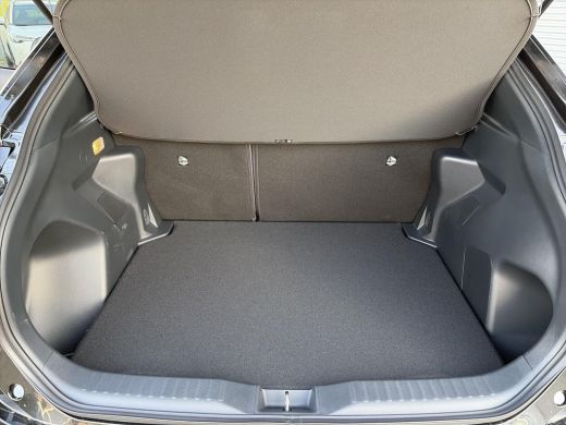 Toyota Yaris Cross 1.5 Hybrid 115 Dynamic Comfort Pack ActivLease financial lease