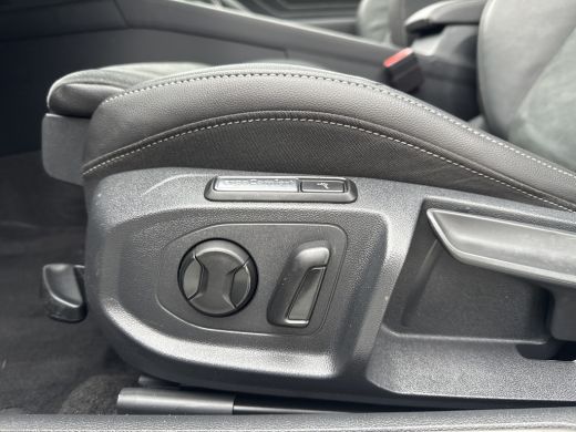 Volkswagen Arteon eHYBRID 218PK DSG R-LINE BUSINESS+ TREKHAAK/360CAMERA/PANORAMADAK ActivLease financial lease