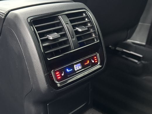 Volkswagen Arteon eHYBRID 218PK DSG R-LINE BUSINESS+ TREKHAAK/360CAMERA/PANORAMADAK ActivLease financial lease