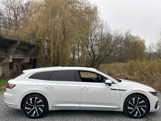 Volkswagen Arteon eHYBRID 218PK DSG R-LINE BUSINESS+ TREKHAAK/360CAMERA/PANORAMADAK ActivLease financial lease