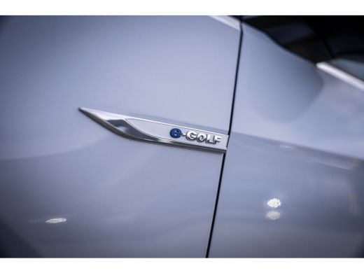 Volkswagen e-Golf GP Edition 36Kwh SOH 92% | Airco (automatisch) | Cruise control adaptief | Navigatiesysteem full ... ActivLease financial lease