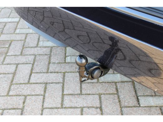 Volkswagen ID. Buzz Cargo Cargo Bulli 4MOTION | &euro;9.000 VOORDEEL | 340 pk | 79 kWh | Trekhaak | Dubbele Schuifdeur | Passagi... ActivLease financial lease