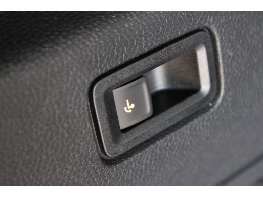 Volkswagen ID. Buzz Cargo Cargo Bulli 4MOTION | &euro;9.000 VOORDEEL | 340 pk | 79 kWh | Trekhaak | Dubbele Schuifdeur | Passagi... ActivLease financial lease