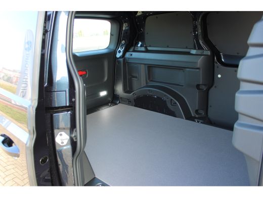 Volkswagen ID. Buzz Cargo Cargo Bulli 4MOTION | &euro;9.000 VOORDEEL | 340 pk | 79 kWh | Trekhaak | Dubbele Schuifdeur | Passagi... ActivLease financial lease