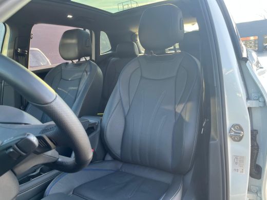 Volkswagen Tiguan R-Line Edition - eHybrid | 'App-Connect' draadloze smartphone integratie | Automatische afstandsr... ActivLease financial lease