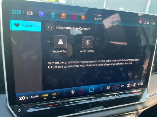Volkswagen Tiguan R-Line Edition - eHybrid | 'App-Connect' draadloze smartphone integratie | Automatische afstandsr... ActivLease financial lease