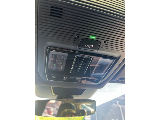 Volkswagen Tiguan R-Line Edition - eHybrid | 'App-Connect' draadloze smartphone integratie | Automatische afstandsr... ActivLease financial lease