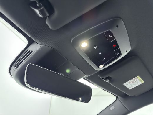 Volvo  EX30 Single Motor Plus Europa 51 kWh | Stoel + Stuurverwarming | 18 inch LM Velgen | PDC + camera | Wa... ActivLease financial lease