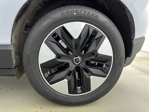 Volvo  EX30 Single Motor Plus Europa 51 kWh | Stoel + Stuurverwarming | 18 inch LM Velgen | PDC + camera | Wa... ActivLease financial lease