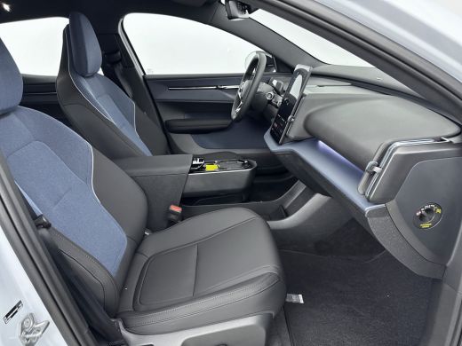 Volvo  EX30 Single Motor Plus Europa 51 kWh | Stoel + Stuurverwarming | 18 inch LM Velgen | PDC + camera | Wa... ActivLease financial lease