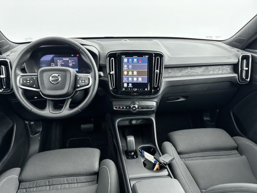 Volvo  EX40 Single Motor Extended Range Plus 82 kWh | 19" Allseason | Trekhaak | Adaptieve Cruise | BLIS | St... ActivLease financial lease