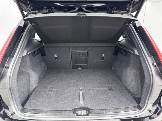 Volvo  EX40 Single Motor Extended Range Plus 82 kWh | 19" Allseason | Trekhaak | Adaptieve Cruise | BLIS | St... ActivLease financial lease