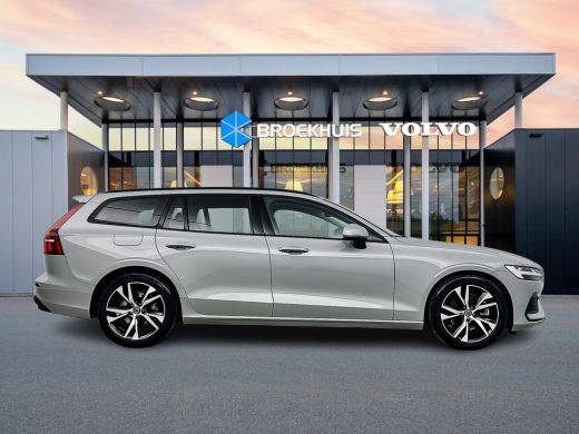 Volvo  V60 B3 Essential | 18" | Google | Carplay | Parkeercamera | Parkeersensoren V+A | LED | Climate Contr... ActivLease financial lease