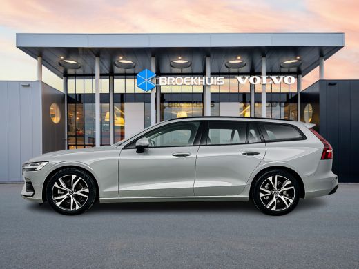 Volvo  V60 B3 Essential | 18" | Google | Carplay | Parkeercamera | Parkeersensoren V+A | LED | Climate Contr... ActivLease financial lease