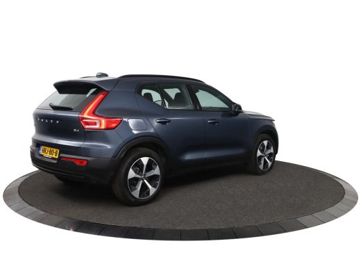 Volvo  XC40 2.0 B4 Plus Dark Trekhaak | BLIS | Camera | Harman Kardon | Adaptive Cruise ActivLease financial lease