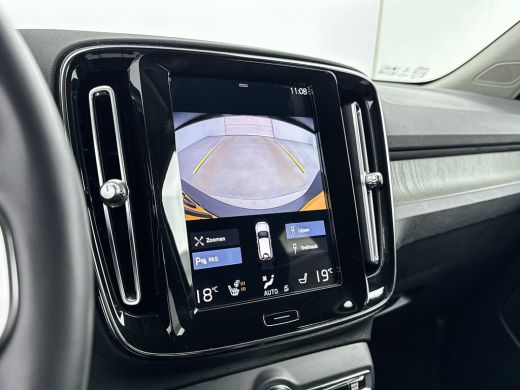 Volvo  XC40 T4 Recharge Inscription | 19" | Leder | Trekhaak | Parkeercamera | Adaptieve Cruise | Getint glas... ActivLease financial lease