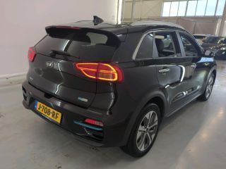 Kia e-Niro ExecutiveLine 64 kWh NL-AUTO | LEDER | SOH 100%