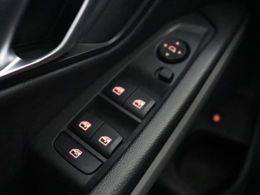 BMW 3 Serie 320e Business Edition Plus | Leder | Stoelverwarming | Live Cockpit | Carplay | Navigatie | Full ... ActivLease financial lease