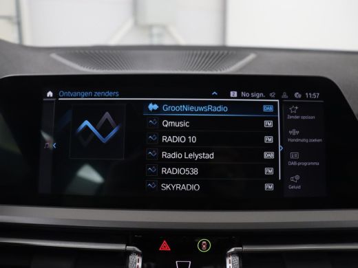 BMW 3 Serie 320e Business Edition Plus | Leder | Stoelverwarming | Live Cockpit | Carplay | Navigatie | Full ... ActivLease financial lease