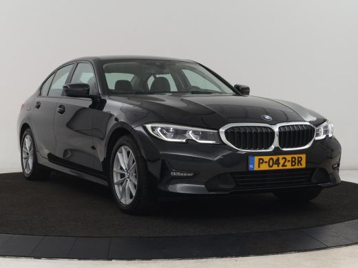 BMW 3 Serie 320e Business Edition Plus | Leder | Stoelverwarming | Live Cockpit | Carplay | Navigatie | Full ... ActivLease financial lease
