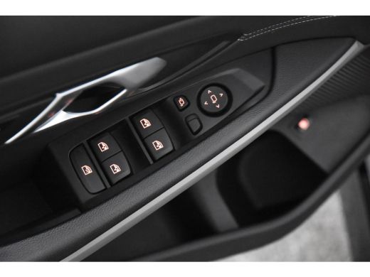 BMW 3 Serie 330e *1ste Eigenaar*Leer*Navigatie*Parkassist*Keyless* ActivLease financial lease