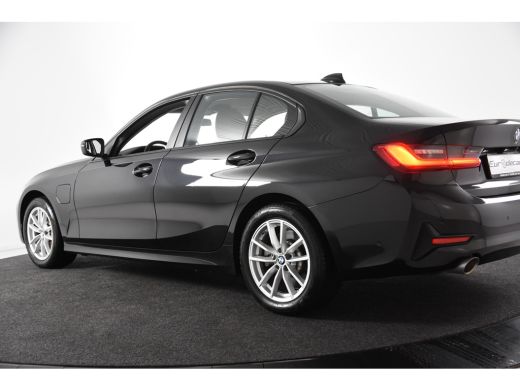 BMW 3 Serie 330e *1ste Eigenaar*Leer*Navigatie*Parkassist*Keyless* ActivLease financial lease