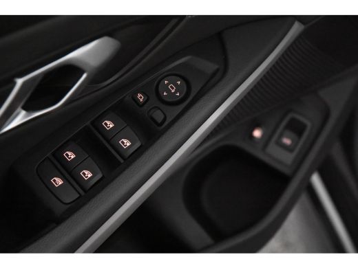 BMW 3 Serie 330e Touring *1ste Eigenaar*Leer*Navigatie* ActivLease financial lease