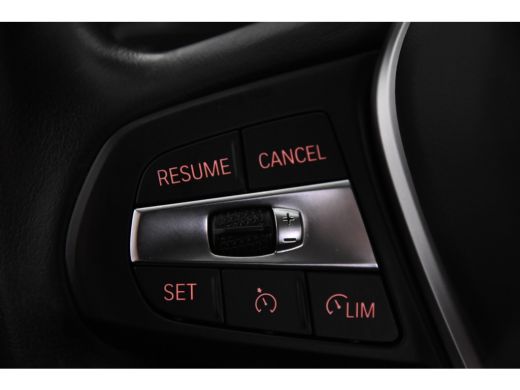 BMW 3 Serie 330e Touring *1ste Eigenaar*Leer*Navigatie* ActivLease financial lease