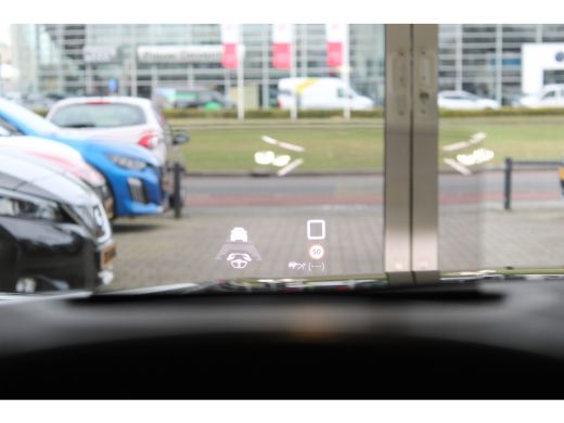 Citroën &euml;-C4 Citroen Shine Pack Business 50 kWh LEDER | NAVI | Head-up Display | Adaptive Cruise Control ActivLease financial lease