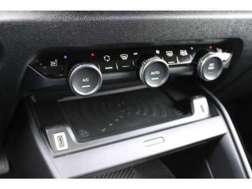 Citroën &euml;-C4 Citroen Shine Pack Business 50 kWh LEDER | NAVI | Head-up Display | Adaptive Cruise Control ActivLease financial lease