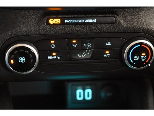 Ford Focus 1.0 Automaat Titanium *1ste Eigenaar*Navigatie*Camera* ActivLease financial lease