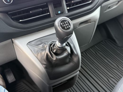 Ford Transit Custom 320 2.0 TDCI 150 PK / VERKOCHT! / LIMITED / L1H1 / ADAPTIVE CRUISE / **FABRIEKSGARANTIE** /CAMERA... ActivLease financial lease