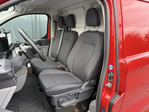 Ford Transit Custom 320 2.0 TDCI 150 PK / VERKOCHT! / LIMITED / L1H1 / ADAPTIVE CRUISE / **FABRIEKSGARANTIE** /CAMERA... ActivLease financial lease