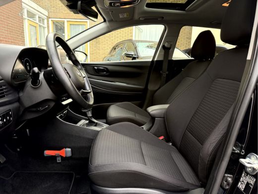 Hyundai i20 1.0 T-GDI Premium Sky Schuif-Kanteldak, Camera, Carplay ActivLease financial lease
