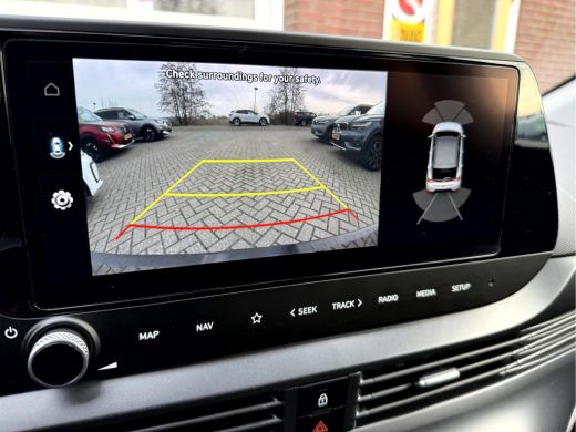 Hyundai i20 1.0 T-GDI Premium Sky Schuif-Kanteldak, Camera, Carplay ActivLease financial lease