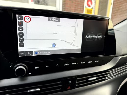 Hyundai i20 1.0 T-GDI Premium Sky Schuif-Kanteldak, Camera, Carplay ActivLease financial lease