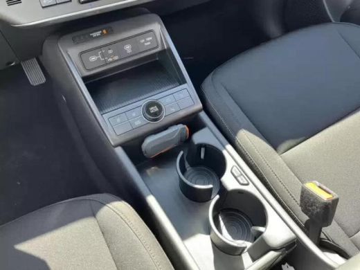 Hyundai Kona Comfort Smart 64,8 kWh | Warmtepomp | Apple CarPlay/Android Auto | Adaptief Cruise Control | Clim... ActivLease financial lease