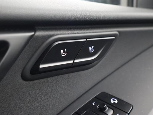 Kia Niro EV EXECUTIVE 64.8 kWh *5.677 KM* + LEDER | STOELVENTILATIE | HEAD-UP | HARMAN/KARDON | STOELVERW. V+A ActivLease financial lease