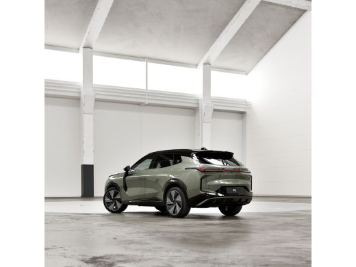 Lynk & Co 08 1.5 More | Achterbank verwarmd | Airco separaat achter | Apple Carplay/Android Auto|telefooninteg... ActivLease financial lease