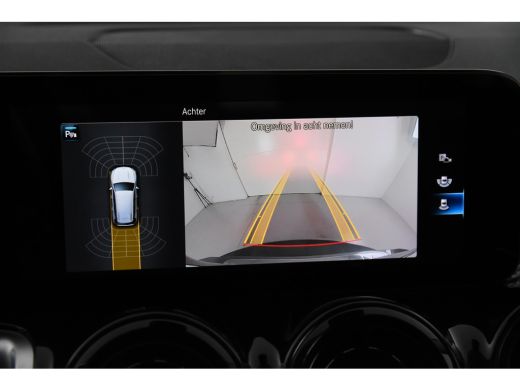 Mercedes-Benz GLB 200 *1ste Eigenaar*Leer*Navigatie*Stoelverwarming*Camera* ActivLease financial lease