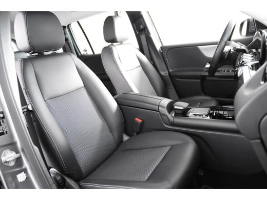 Mercedes-Benz GLB 200 *1ste Eigenaar*Leer*Navigatie*Stoelverwarming*Camera* ActivLease financial lease