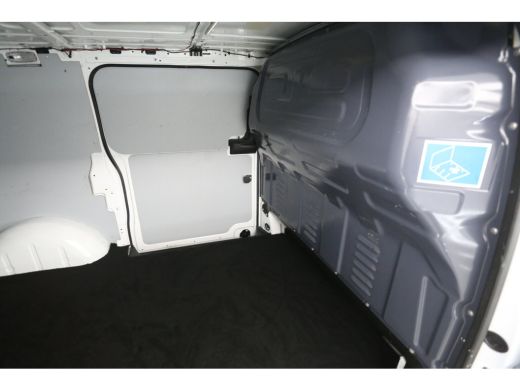 Mercedes-Benz Vito 114 CDI Lang | Euro6 | Airco | Adap.Cruise | Camera | Carplay | Trekh. | 3-Zits | 2xSchuifdeur | ... ActivLease financial lease